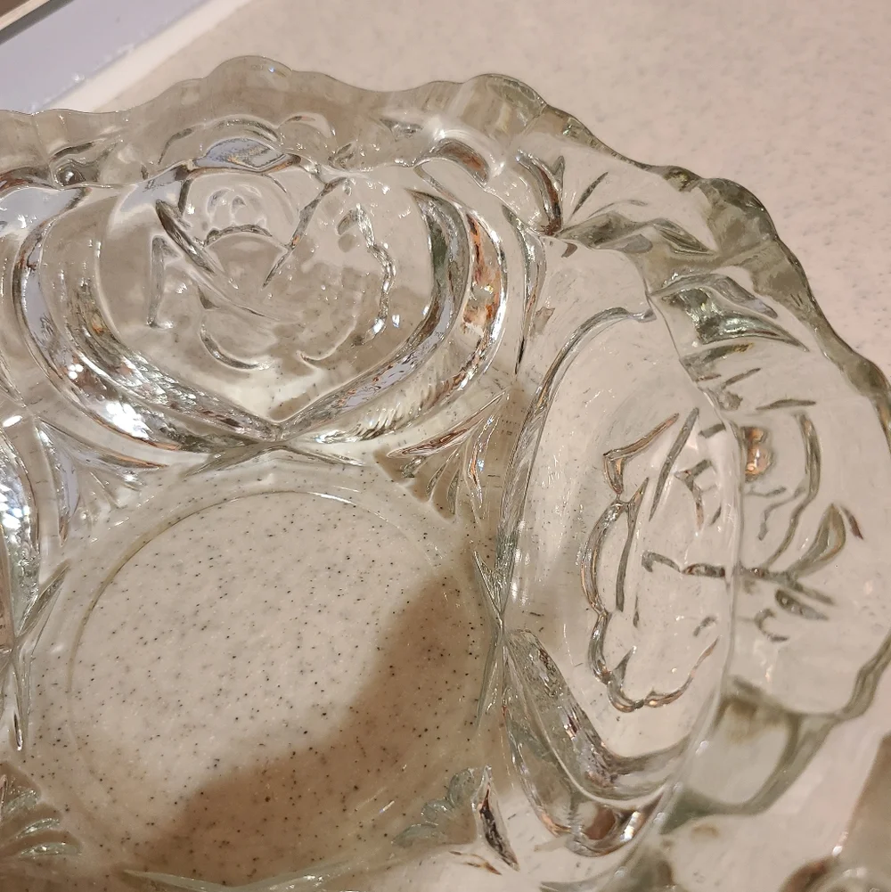 Elegant Clear Glass Candy Dish/ashtray with Floral Rose Design